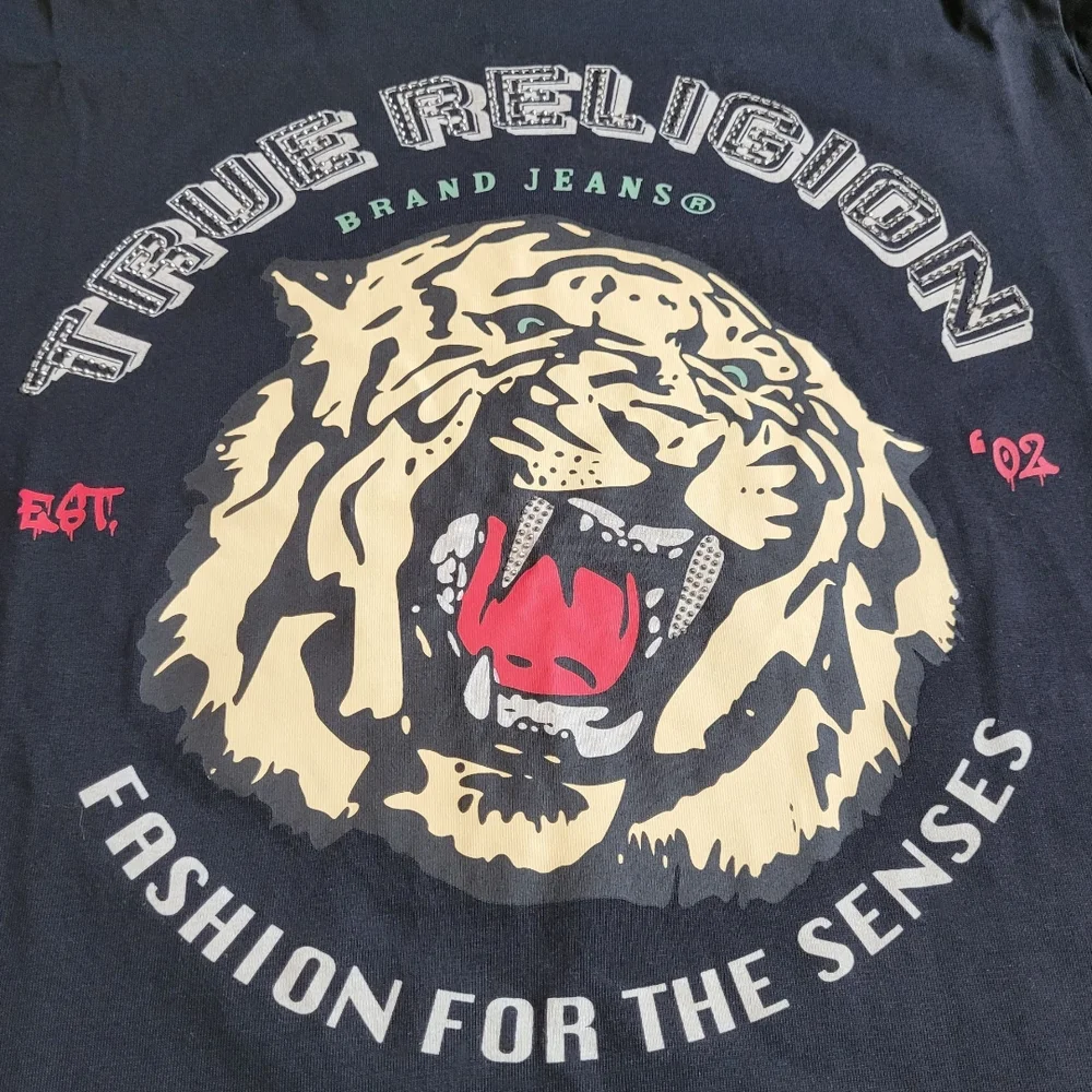 NEW True Religion Black Crew Neck Tee Shirt Tiger Bling Graphic Size M